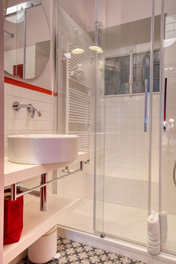 Dimora Claudia - Elegante Matrimoniale Con Bagno, Private Rooms, Self Check In, No Reception Gasthuis *
